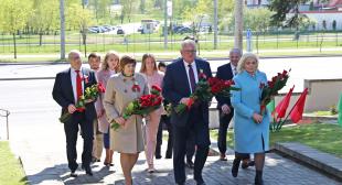 Ректор БГПУ принял участие в торжественной церемонии возложения цветов к мемориальному комплексу «Масюковщина»
