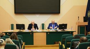  Адбылося пасяджэнне Савета ўніверсітэта