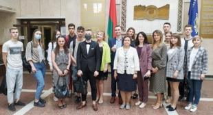 Студенты и сотрудники БГПУ приняли участие в открытом диалоге на тему «Летние волонтерские практики»