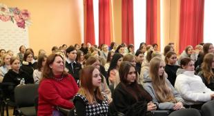 Диалоговая площадка «Ценность отцовства и материнства в светской жизни и православии» с участием представителей минского Центра духовного просвещения и социального служения Белорусского Экзархата «Всех скорбящих радость»