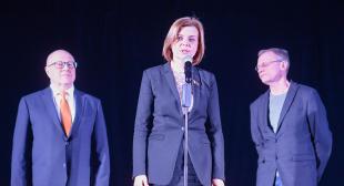 Газета «Настаўніцкая газета». Каханне ў чатырох дзеях