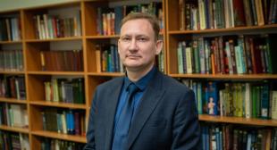 Газета «Настаўніцкая газета». Сяргей Шупляк: «У першую чаргу я педагог, а потым ужо гісторык, з дзяцінства ўлюбёны ў свой прадмет»