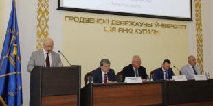 Газета «Настаўніцкая газета». Выхоўваць грамадзян, адказных за сваю краіну
