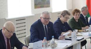 Газета «Настаўніцкая газета».  З улікам патрэбы грамадства і дзяржавы