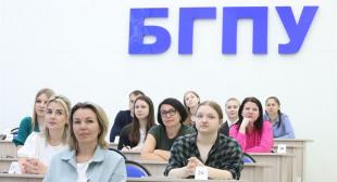 Информационное агентство БЕЛТА. ФОТОРЕПОРТАЖ: ЦТ по белорусскому языку проходит в Беларуси