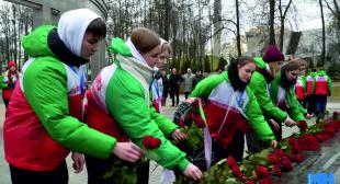 Информационный городской портал «Минск-Новости». Наследники победителей идут в поход. 60 лет по местам боевой славы. «Звездный поход»