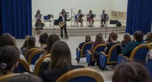 Концерт «Все живет для любви» народного ансамбля «Спадчына» прошел в БГПУ