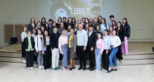 Лекция-тренинг «Колористика в официально-деловом гардеробе современного педагога. Мужской стиль»