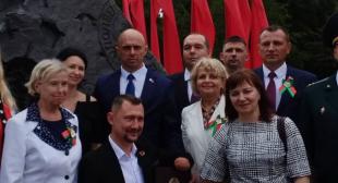 Представители БГПУ приняли участие в торжественной церемонии открытия второго всенародного памятника «Живая память благодарных поколений» в г. Бресте