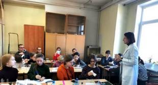 На факультете естествознания проходит сбор школьников по подготовке к III этапу Республиканской олимпиады по биологии