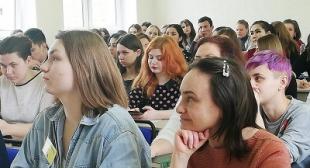 На філалагічным факультэце БДПУ прайшла акцыя «Чытаем услых»