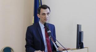 Поздравляем соискателя с успешной защитой диссертации!