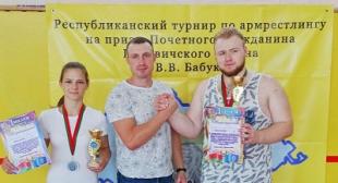 Представители БГПУ приняли участие в IX Международном турнире по армрестлингу