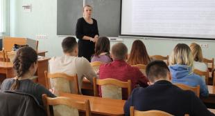 Прошел обучающий курс для будущих вожатых НДООЛ «Зубренок»