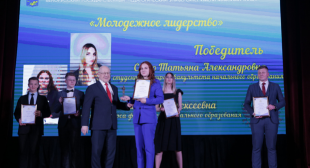 Сайт газеты «Звязда». У БДПУ ўзнагародзілі педагагічнымі «Оскарамі» пераможцаў і лаўрэатаў конкурсу «Студэнт года»