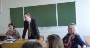Состоялся круглый стол со студентами выпускных курсов университета