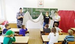 Студенты БГПУ в летних лагерях реализуют творческий проект «Куклотерапия для всех» 