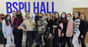 Студенты филологического факультета посетили Арт-пространство BSPU Hall 