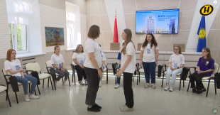 Телеканал ОНТ. Программа «Наше утро». Тьютор – знакомимся с необычной профессией 