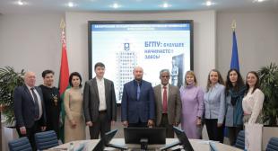 БГПУ посетил профессор Рагхунандан Кумар из Университета Крайст (г.Бангалор, Индия)