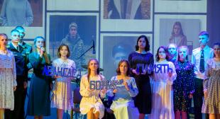 Волковысский новостной портал «Наш час». В заключительный день «Звездного похода» участники отряда «Авангард» в Волковысском районном центре культуры встретились с руководством нашего района