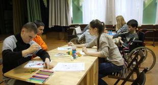 Волонтеры БГПУ продолжают дарить радость воспитанникам детского дома совместным творчеством