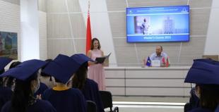 Вручены дипломы выпускникам магистратуры, обучавшимся на английском языке