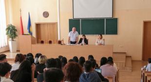 Встреча старшего инспектора управления по гражданству и миграции ГУВД Мингорисполкома с иностранными обучающимися БГПУ
