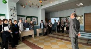 Выставка «МИФ удивляет!» прошла на физико-математическом факультете БГПУ