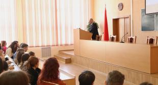 Встреча старшего оперуполномоченного управления по наркоконтролю и противодействию торговле людьми ГУВД Мингорисполкома со студентами БГПУ