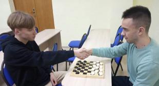 Завершились соревнования по шашкам среди студентов, проживающих в общежитиях БГПУ